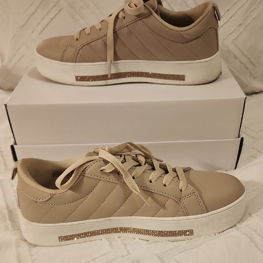 Primark Tan Sneakers with Glutter Stripe, White Sole